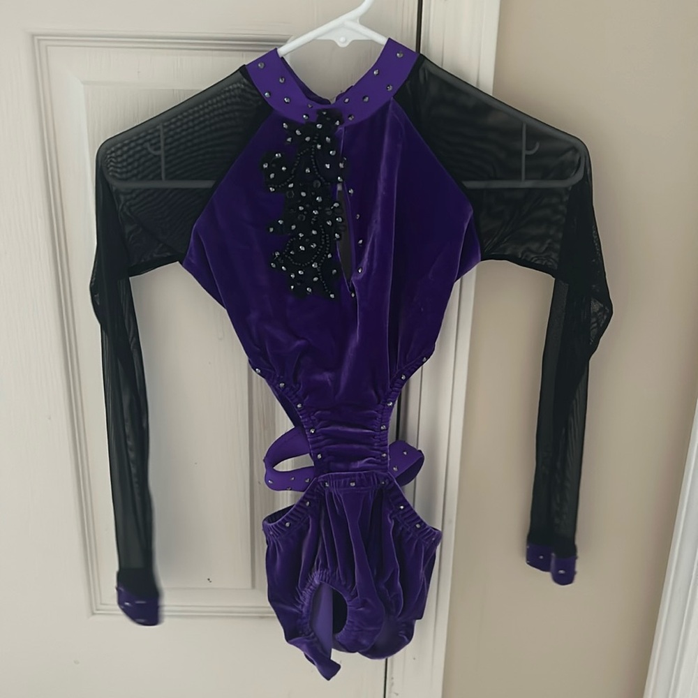 Dance costume